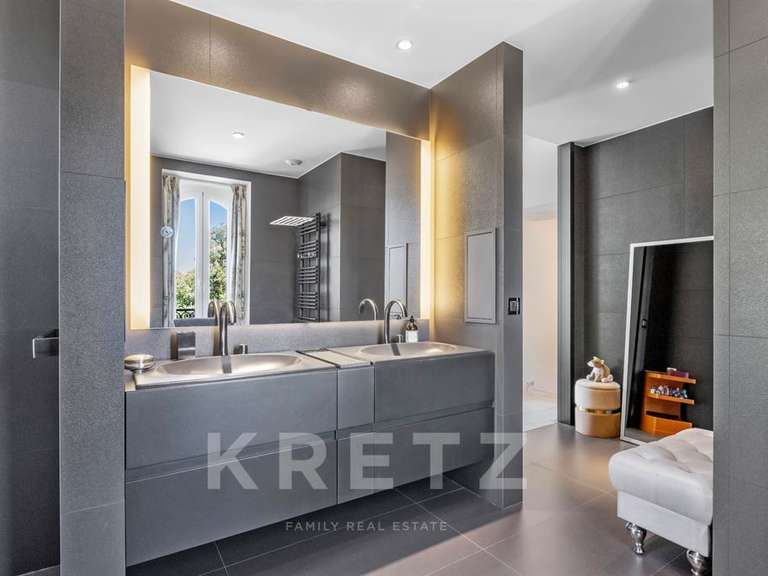 Maison Tavernes - 4 chambres - 665m²