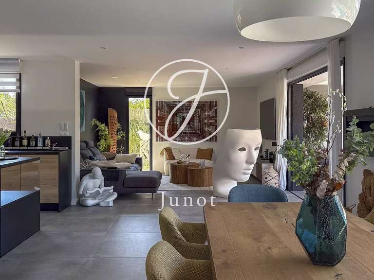 House Templeuve-en-Pévèle - 3 bedrooms - 217m²