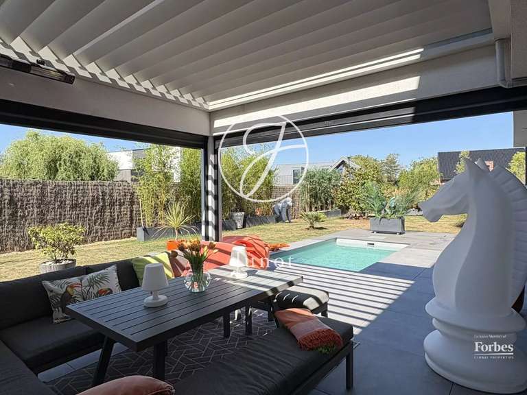 House Templeuve-en-Pévèle - 3 bedrooms - 217m²