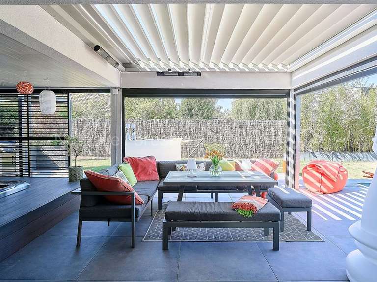 Maison Templeuve-en-Pévèle - 4 chambres - 217m²