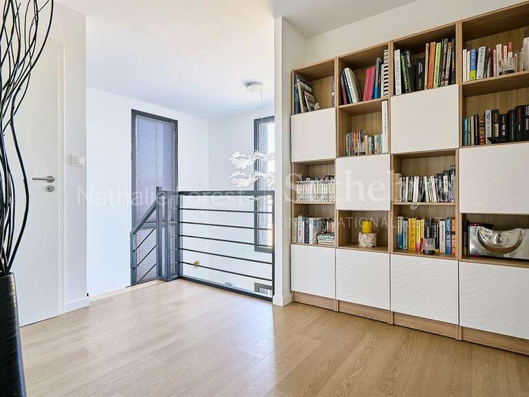 Maison Templeuve-en-Pévèle - 4 chambres - 217m²