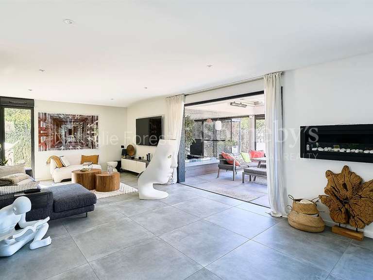 Maison Templeuve-en-Pévèle - 4 chambres - 217m²
