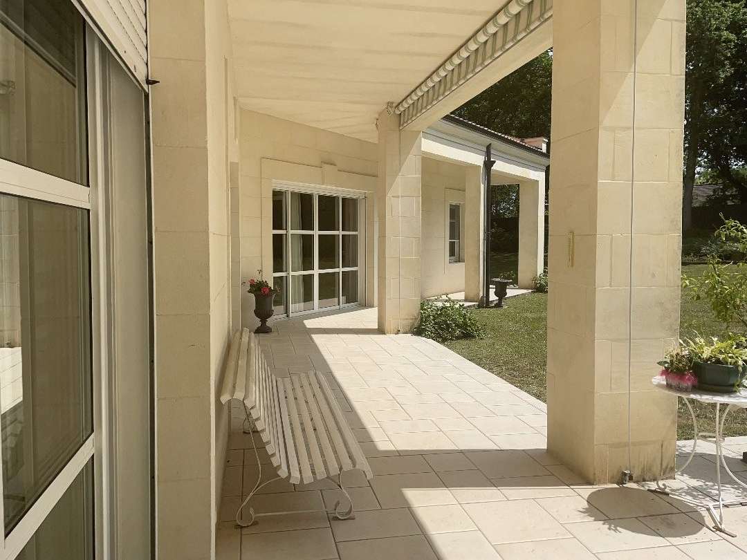 Maison Terrasson-Lavilledieu