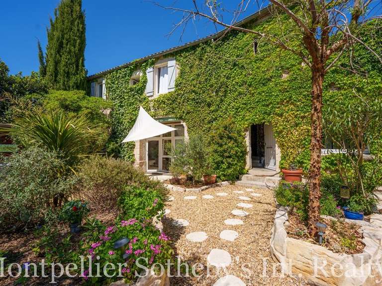 Maison Teyran - 4 chambres - 304m²