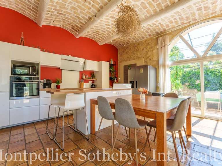 Maison Teyran - 4 chambres - 304m²