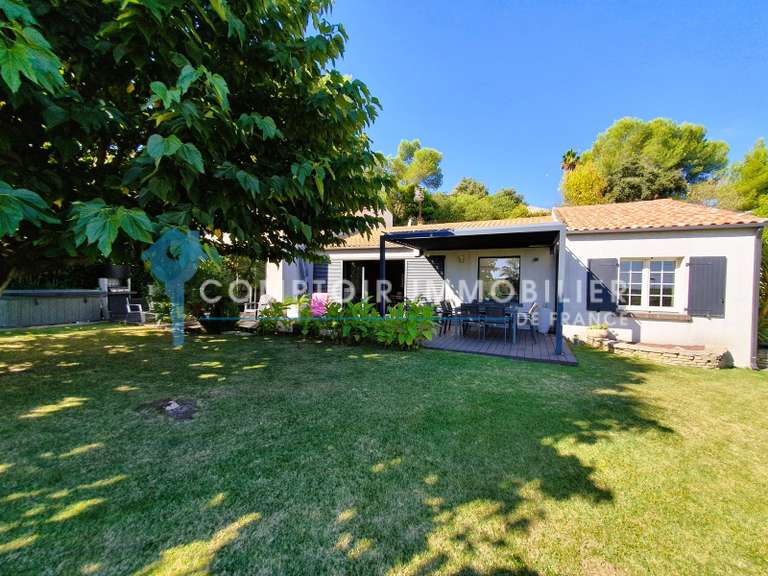 Villa Teyran - 5 chambres - 193m²