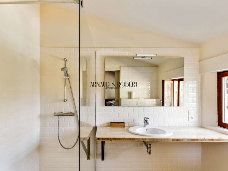 House Teyssières - 17 bedrooms - 600m²