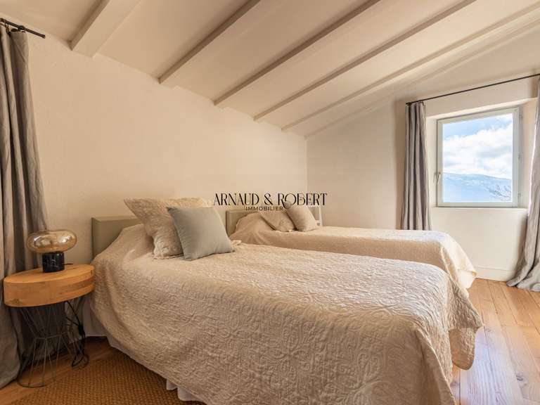 House Teyssières - 17 bedrooms - 600m²
