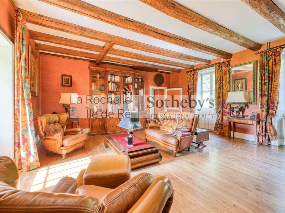 House Thairé