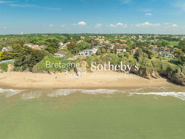 House tharon-plage - 7 bedrooms - 467m²