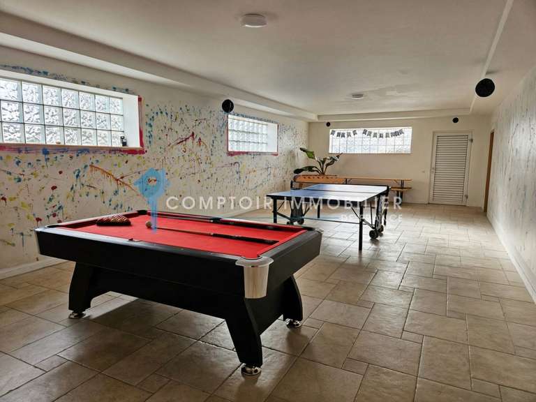 Villa Théding - 5 chambres - 396m²