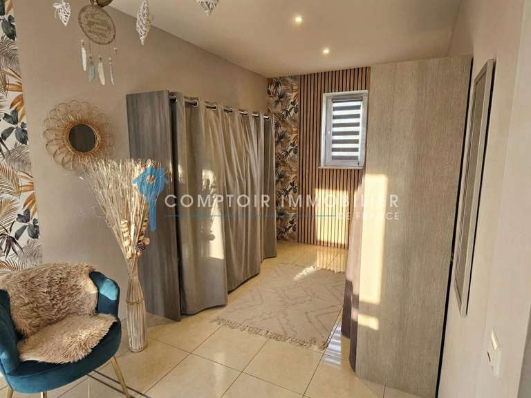 Villa Théding - 5 chambres - 396m²