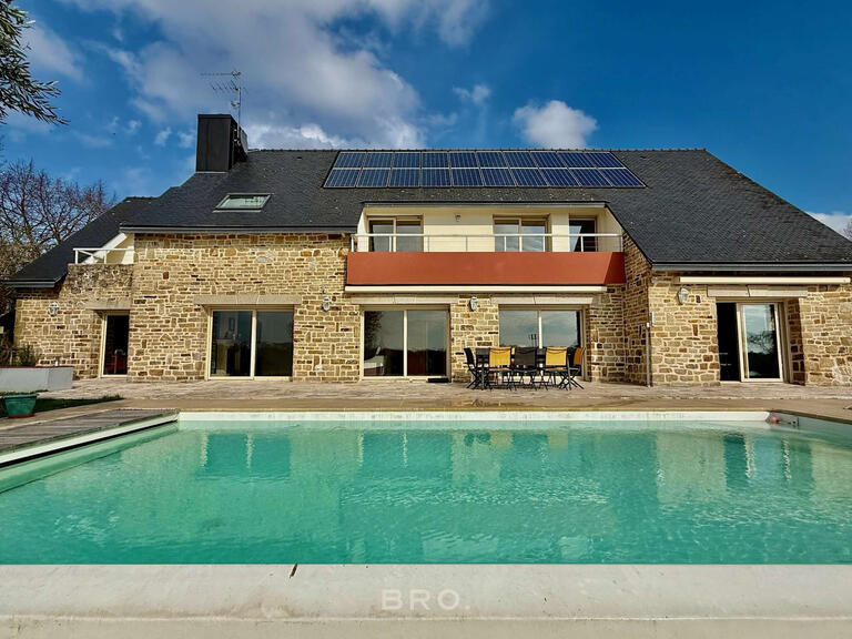 House Theix-Noyalo - 7 bedrooms