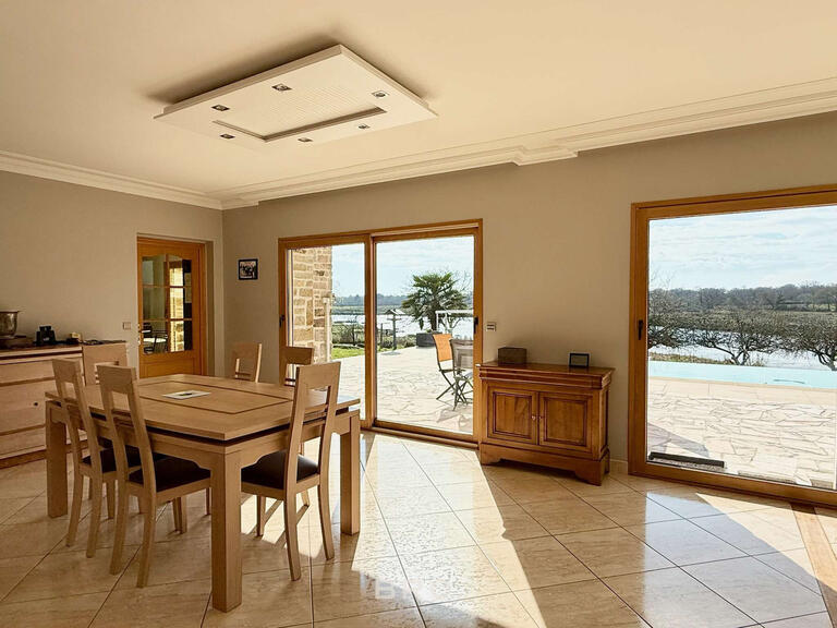 Maison Theix-Noyalo - 7 chambres