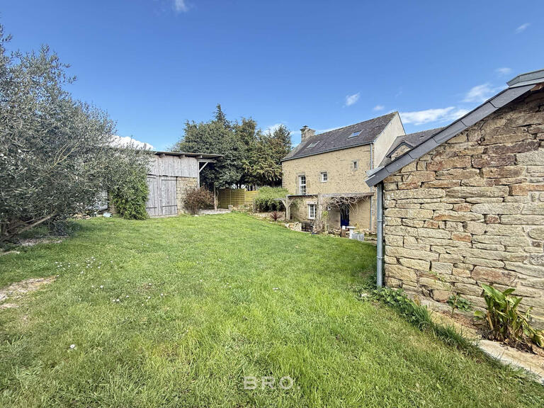 House Theix-Noyalo - 8 bedrooms