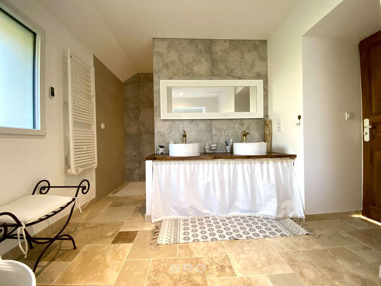 House Theix-Noyalo - 8 bedrooms