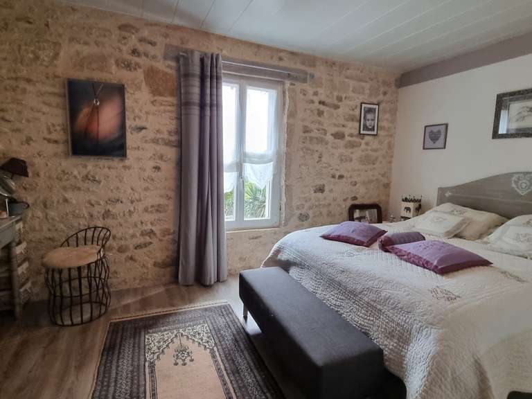 Maison Thenon - 8 chambres - 330m²