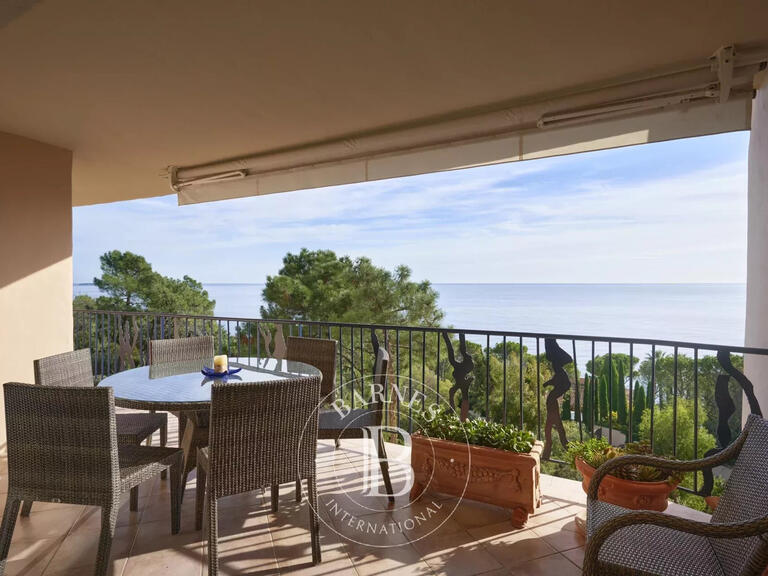 Sale Apartment with Sea view Théoule-sur-Mer - 2 bedrooms