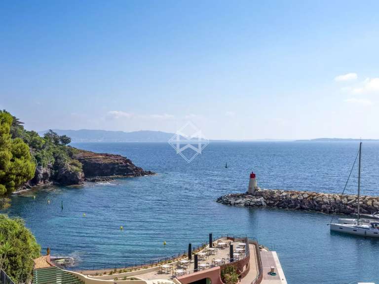 Appartement Théoule-sur-Mer - 2 chambres - 70m²
