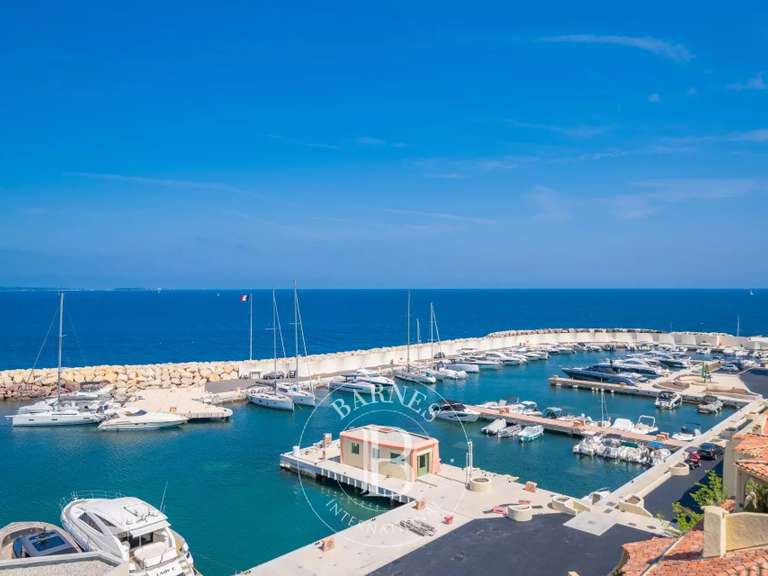 Apartment with Sea view Théoule-sur-Mer - 2 bedrooms - 70m²