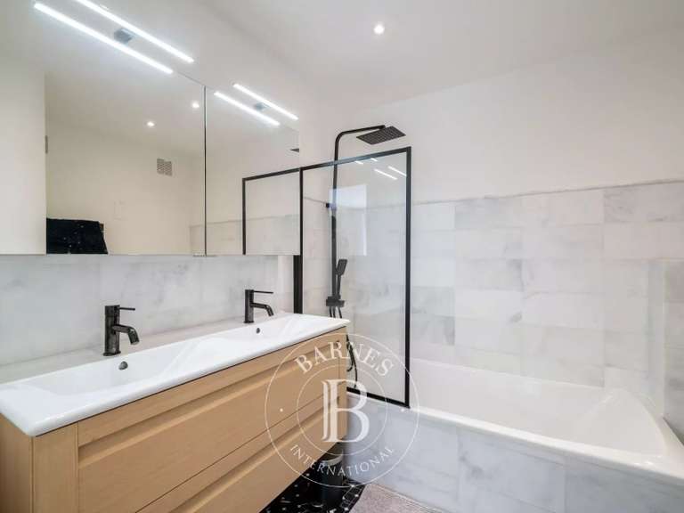 Apartment with Sea view Théoule-sur-Mer - 2 bedrooms - 70m²