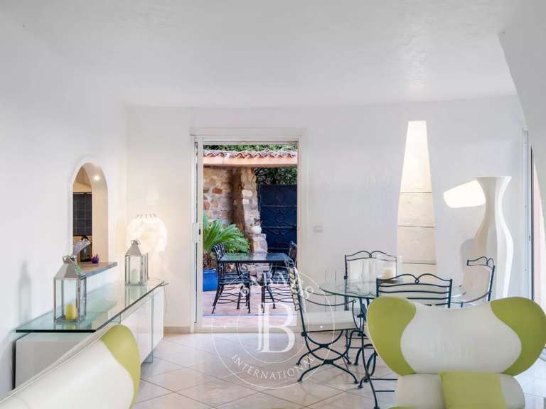 Apartment with Sea view Théoule-sur-Mer - 2 bedrooms - 111m²