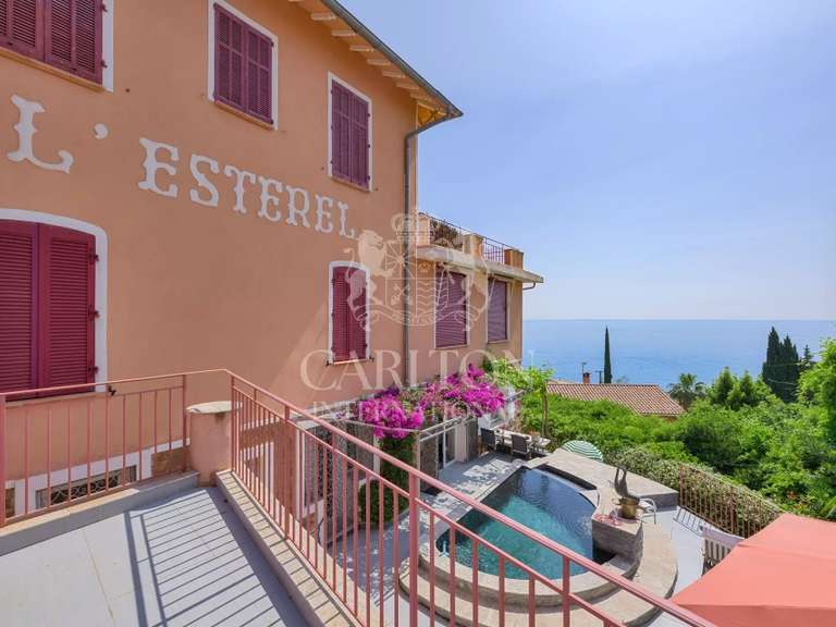 Apartment with Sea view Théoule-sur-Mer - 2 bedrooms - 87m²