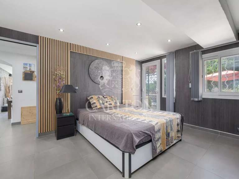 Apartment with Sea view Théoule-sur-Mer - 2 bedrooms - 87m²