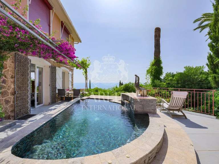 Apartment with Sea view Théoule-sur-Mer - 2 bedrooms - 87m²