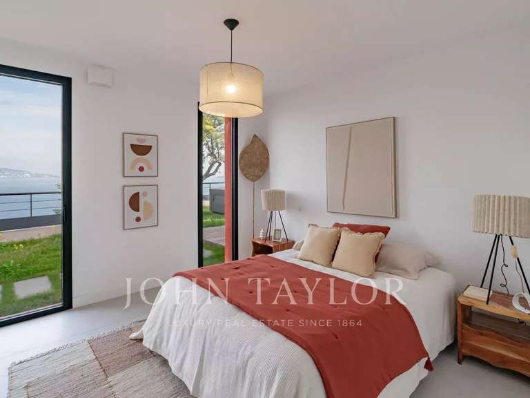 Apartment with Sea view Théoule-sur-Mer - 3 bedrooms - 207m²