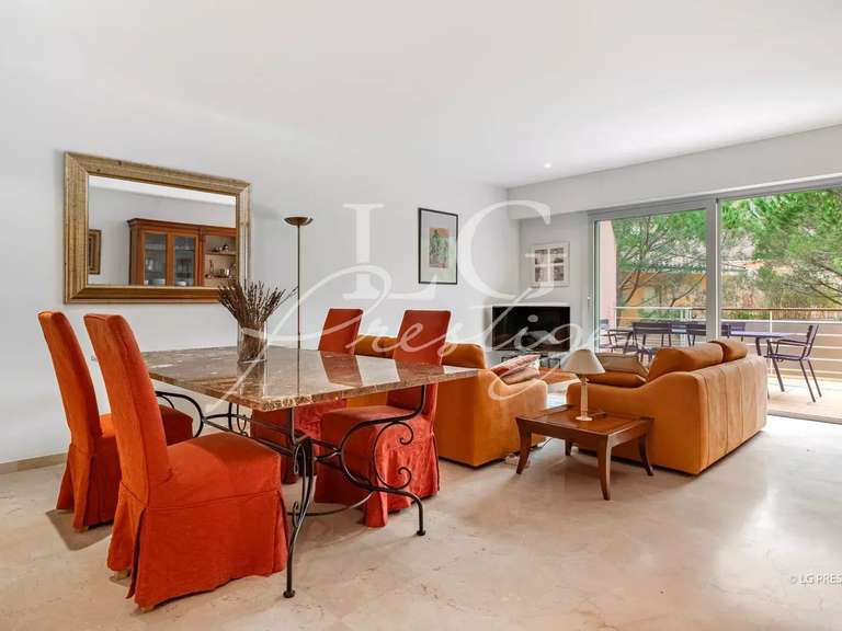 Appartement Théoule-sur-Mer - 2 chambres - 75m²