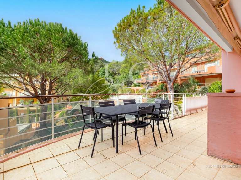 Appartement Théoule-sur-Mer - 2 chambres - 75m²