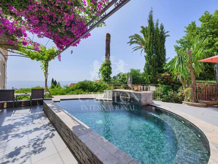 Apartment with Sea view Théoule-sur-Mer - 2 bedrooms - 87m²