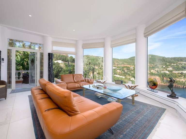 Apartment with Sea view Théoule-sur-Mer - 3 bedrooms - 178m²