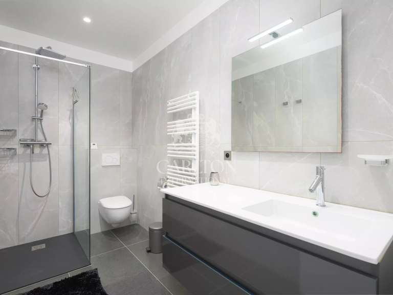 Apartment with Sea view Théoule-sur-Mer - 3 bedrooms - 178m²