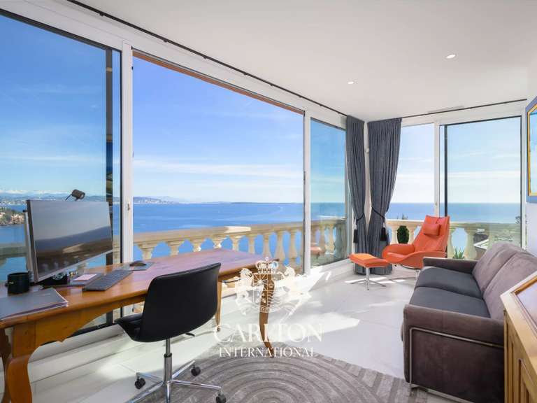 Apartment with Sea view Théoule-sur-Mer - 3 bedrooms - 178m²