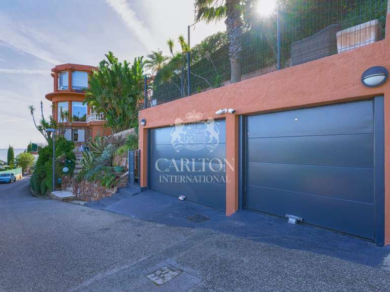 Apartment with Sea view Théoule-sur-Mer - 3 bedrooms - 178m²