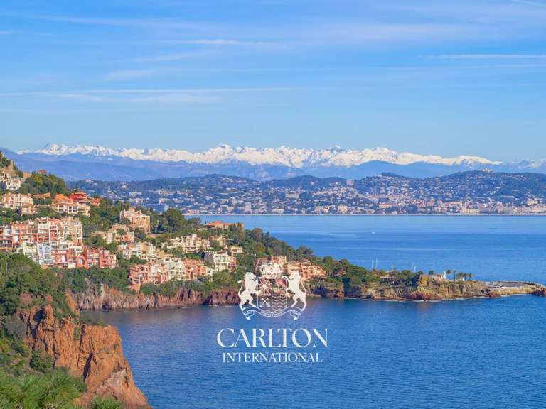 Apartment with Sea view Théoule-sur-Mer - 3 bedrooms - 178m²
