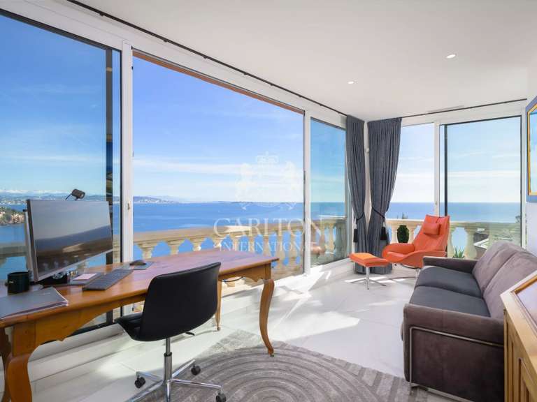 Apartment with Sea view Théoule-sur-Mer - 3 bedrooms - 178m²