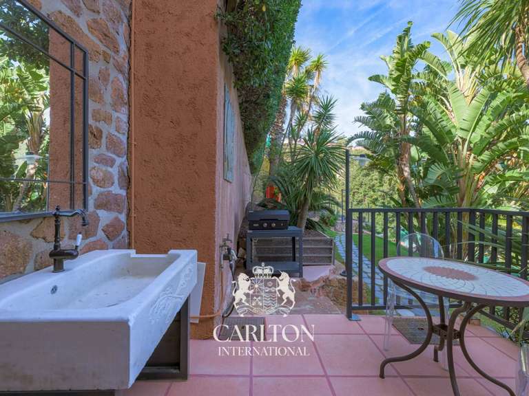 Appartement avec Vue sur mer Théoule-sur-Mer - 3 chambres - 178m²