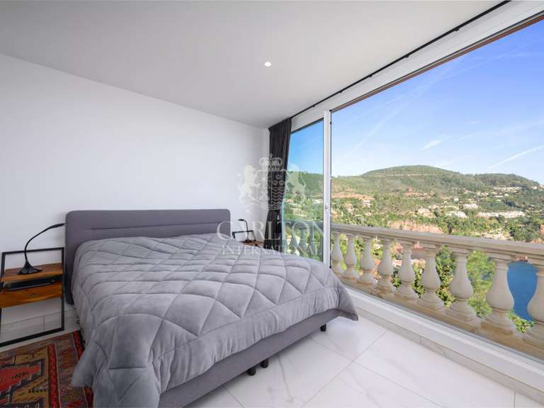 Apartment with Sea view Théoule-sur-Mer - 3 bedrooms - 178m²