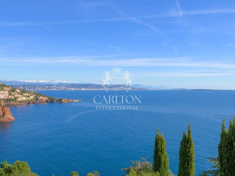 Apartment with Sea view Théoule-sur-Mer - 3 bedrooms - 178m²