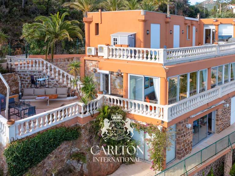 Appartement avec Vue sur mer Théoule-sur-Mer - 3 chambres - 178m²