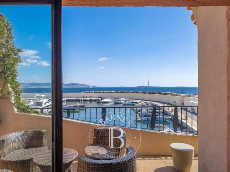 Appartement Théoule-sur-Mer - 1 chambre - 59m²