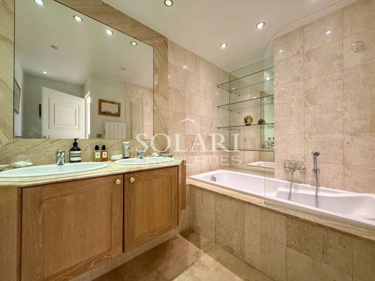 Apartment with Sea view Théoule-sur-Mer - 2 bedrooms - 115m²