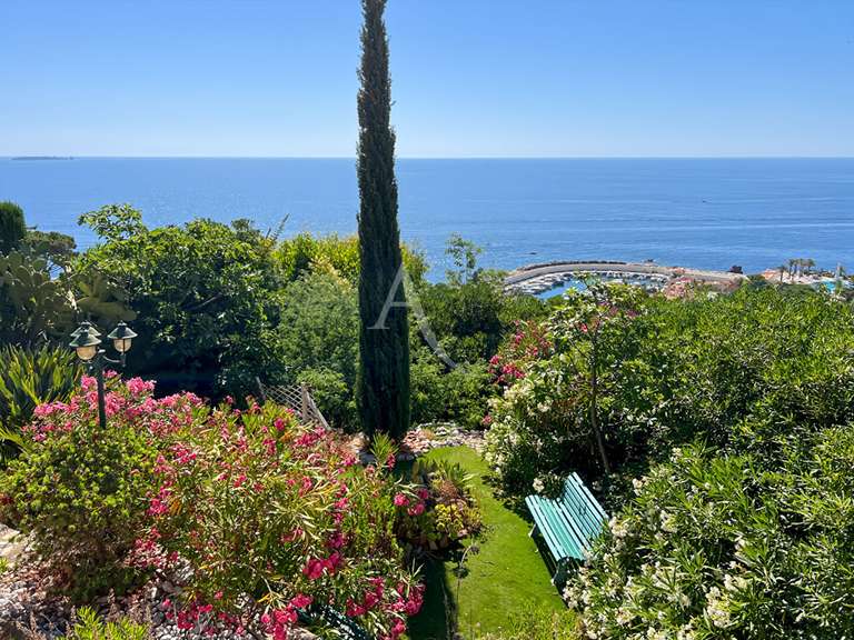 Apartment with Sea view Théoule-sur-Mer - 4 bedrooms - 131m²