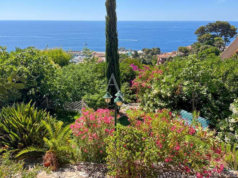 Apartment with Sea view Théoule-sur-Mer - 4 bedrooms - 131m²