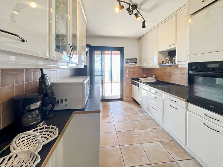Apartment with Sea view Théoule-sur-Mer - 4 bedrooms - 131m²
