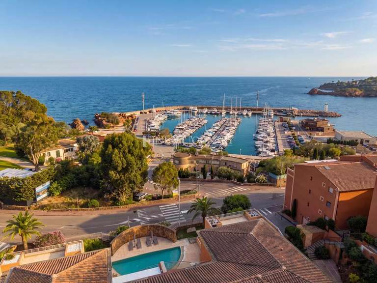 Appartement Théoule-sur-Mer - 3 chambres - 150m²