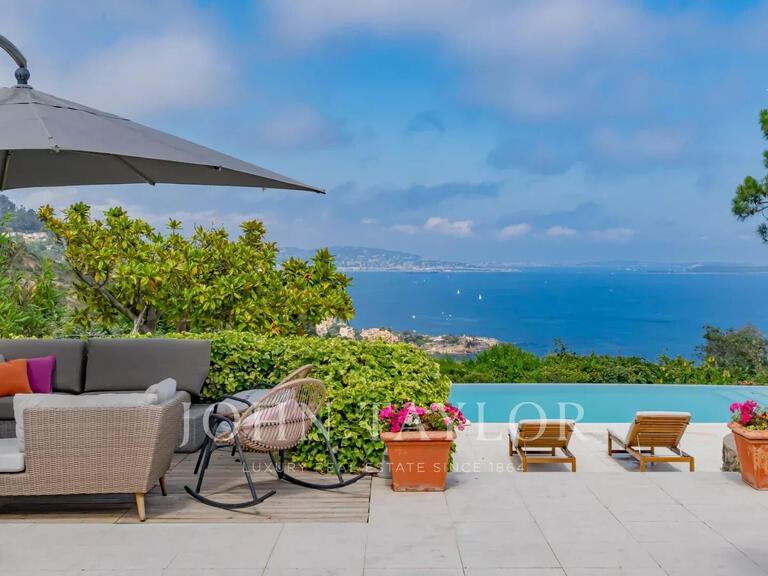 Maison Théoule-sur-Mer - 5 chambres - 225m²